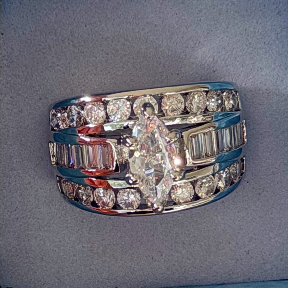 New Gorgeous Silver Tone Pave/Stackable Zircon Ri… - image 1